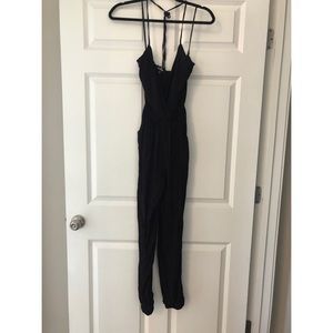 LuLu’s Learning to Fly Black Jumpsuit. Size Small